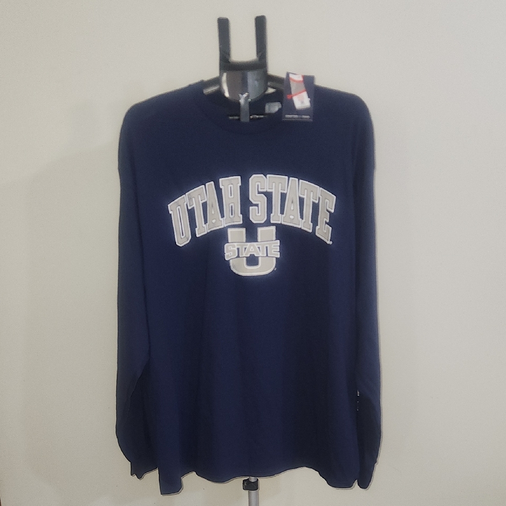 NWT. Utah State Fanatics Navy Long Sleeve Tee. Size XXL.